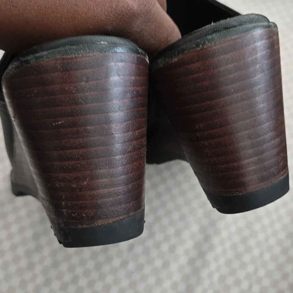 Sorel Black Leather Wedge Mule Size 7